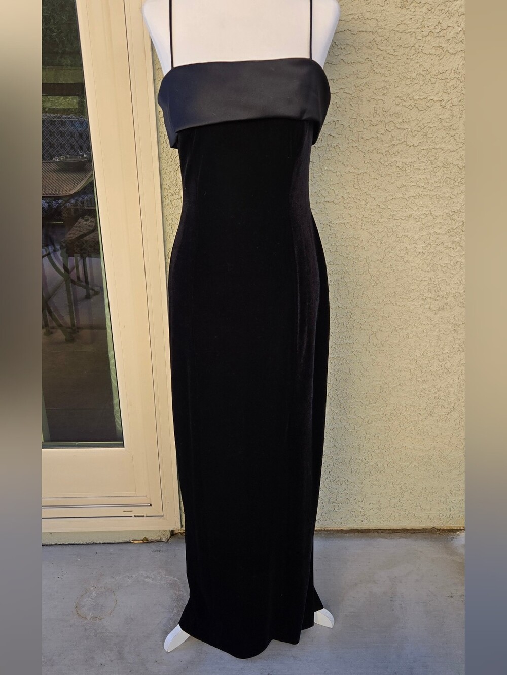 Alex Evenings Vintage Elegant Black Velvet Slip Dress with Satin Trim
